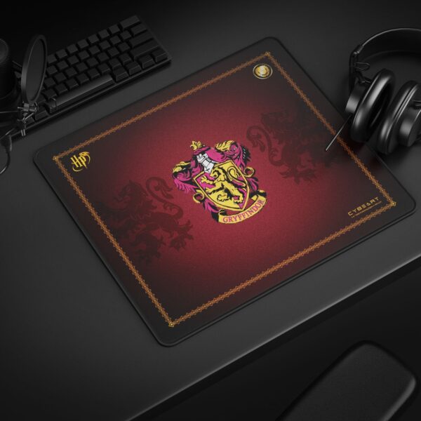 Cybeart | Gryffindor Classic Gaming Mouse Pad (Large - 450x400x4mm) | Waterproof, Never Slip Base, Stitched Edges, Esports Grade